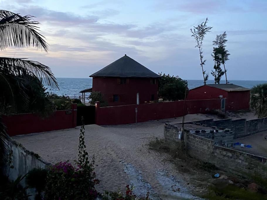 Case Beach Ngalou Sessene Exterior photo